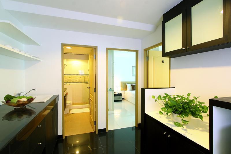 Laurel Suite Банкок Стая снимка