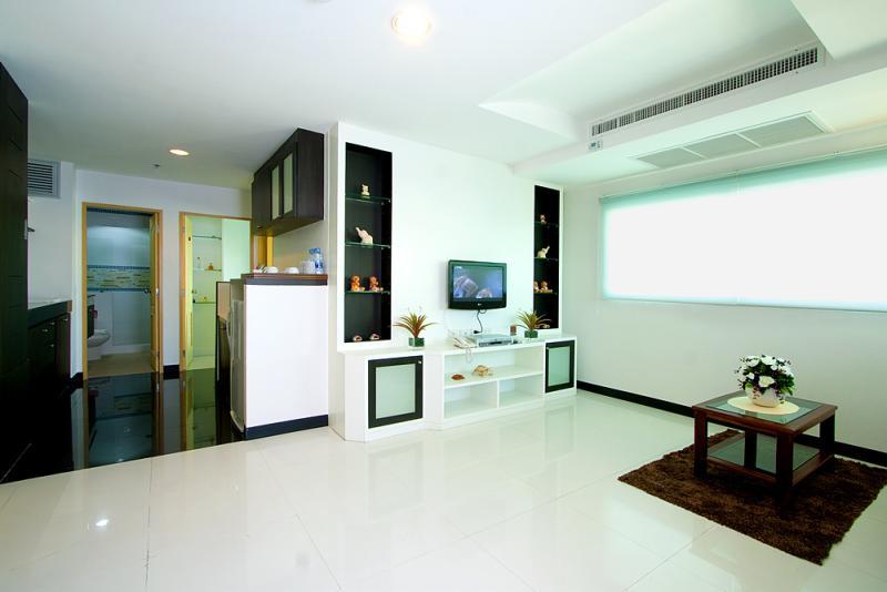 Laurel Suite Банкок Стая снимка