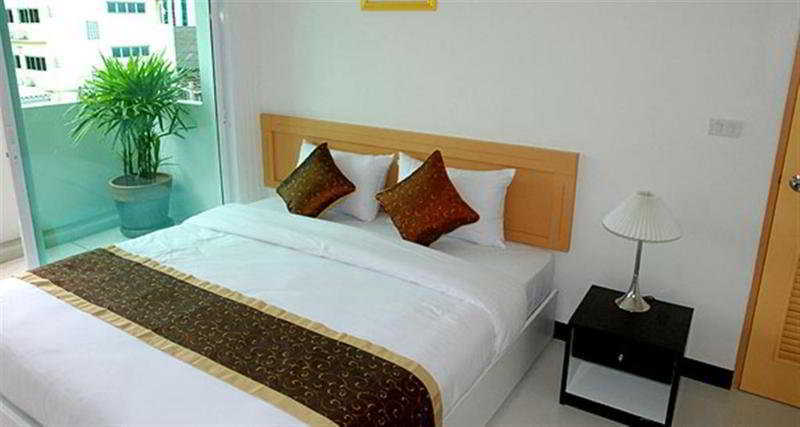 Laurel Suite Банкок Екстериор снимка